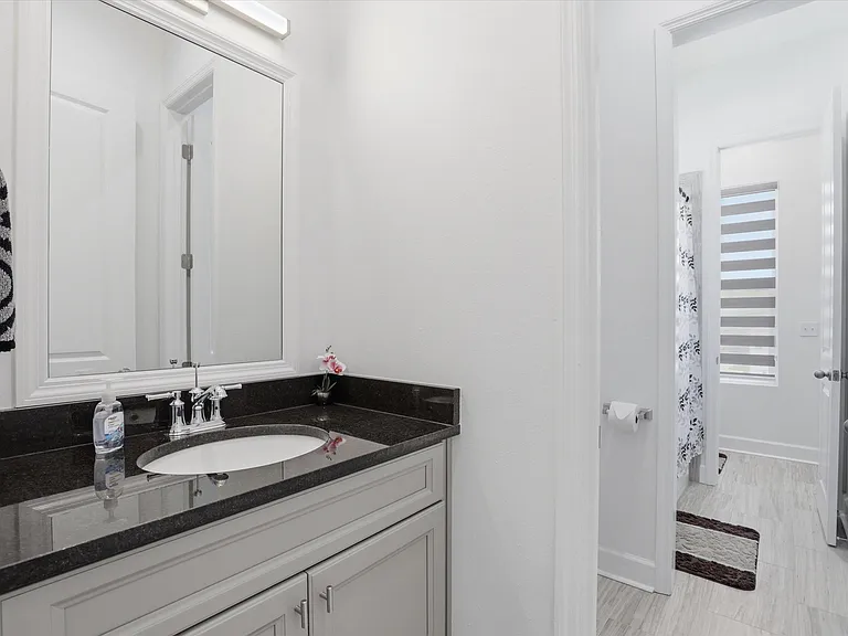 2751 Michel Boulos St — Photo 30