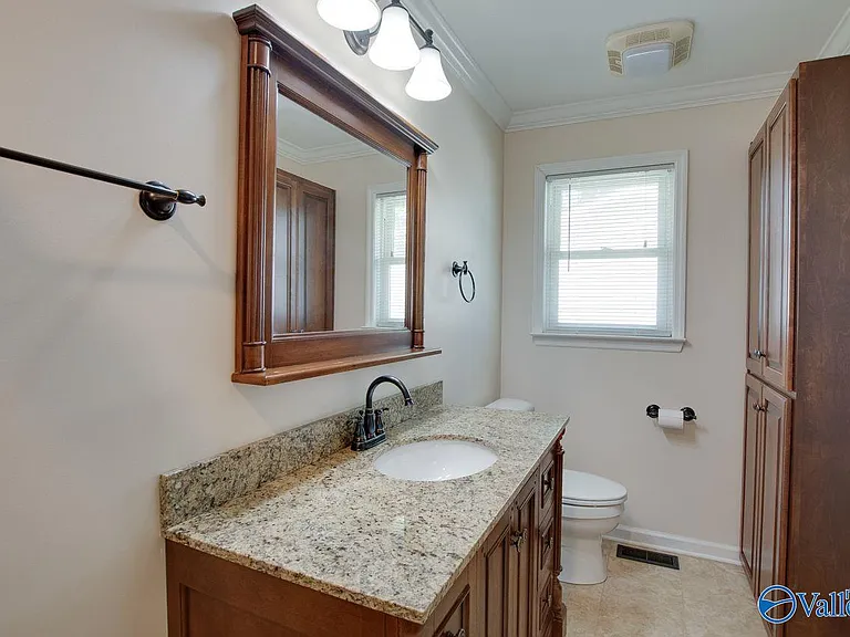 211 Wingate Ave SW — Photo 30
