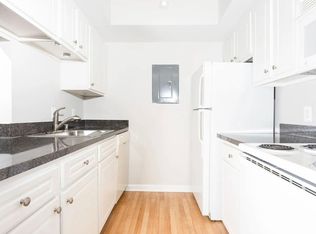 8205 Whispering Oaks Way APT 304, Gaithersburg, MD 20879