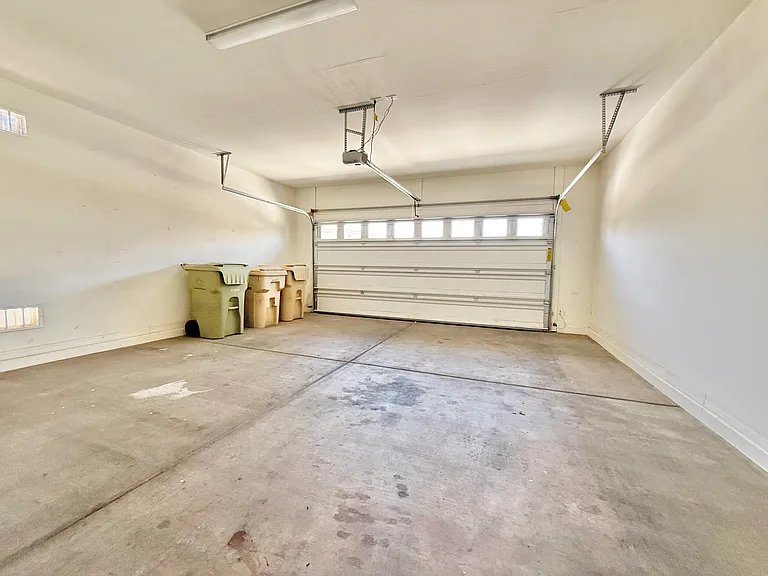 6803 N 88th Dr — Photo 18