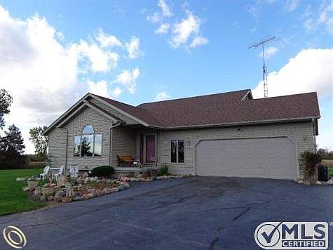 6651 north rd 001.jpg