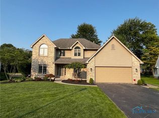 2346 Stonybrook Blvd, Sylvania, OH