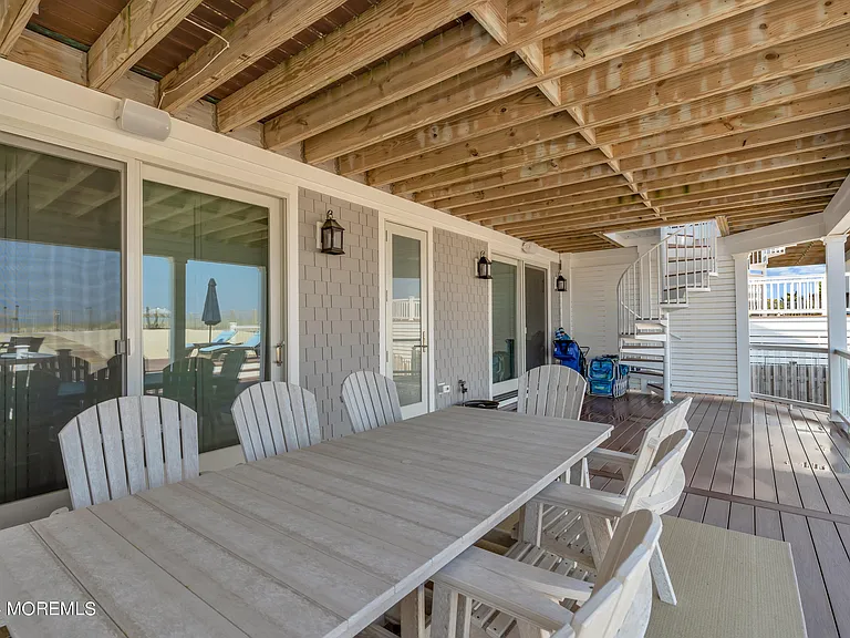 226 Dune Ave — Photo 37