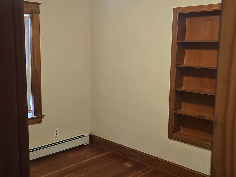 17 Walnut St — Photo 8