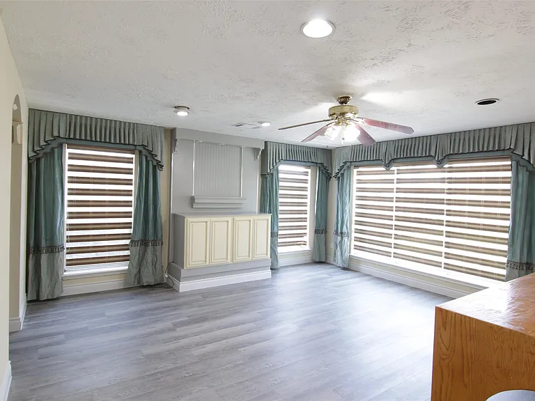12430 Brook Meadows Ln — Photo 9
