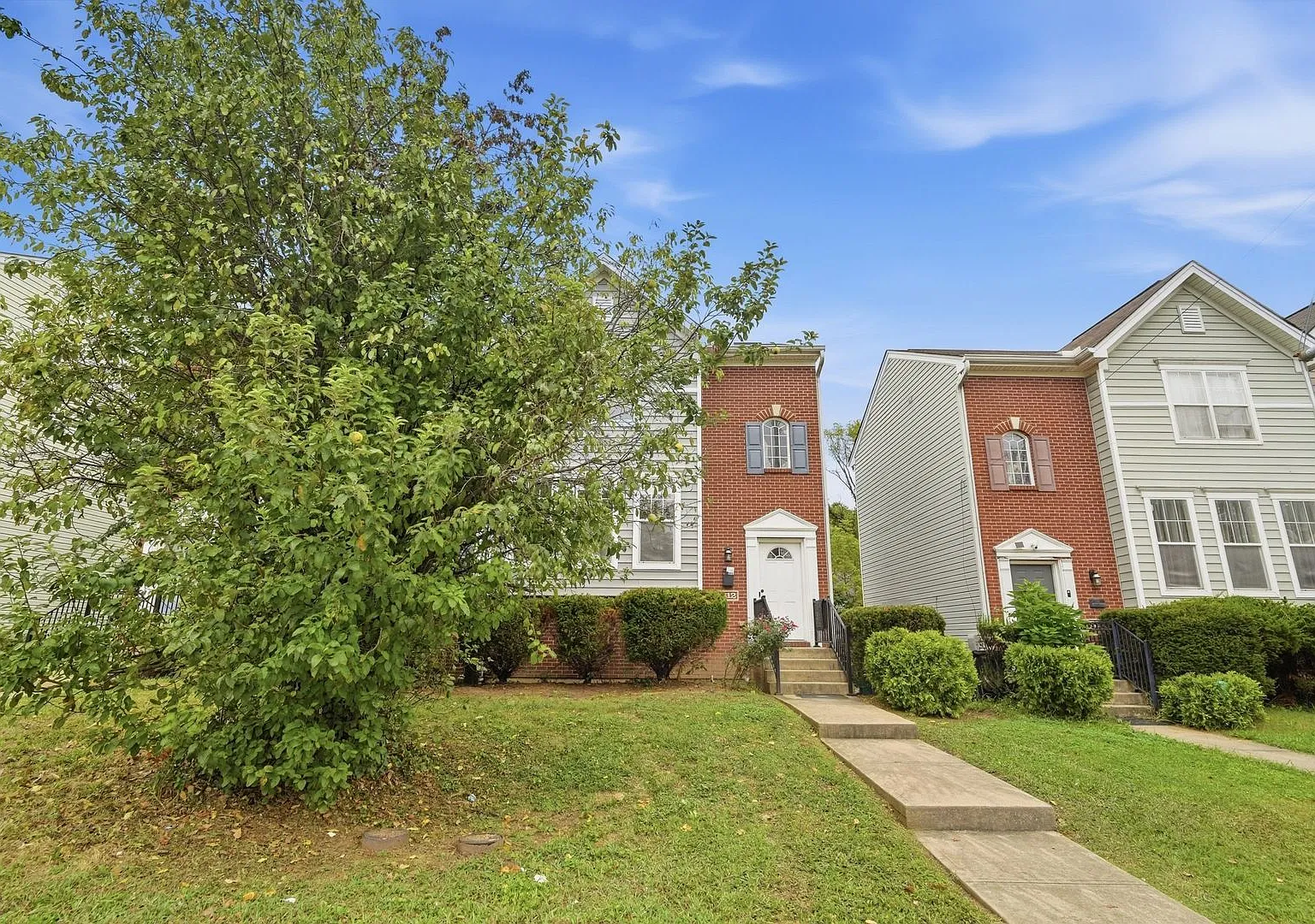 812 William Howard Taft Rd — Photo 2
