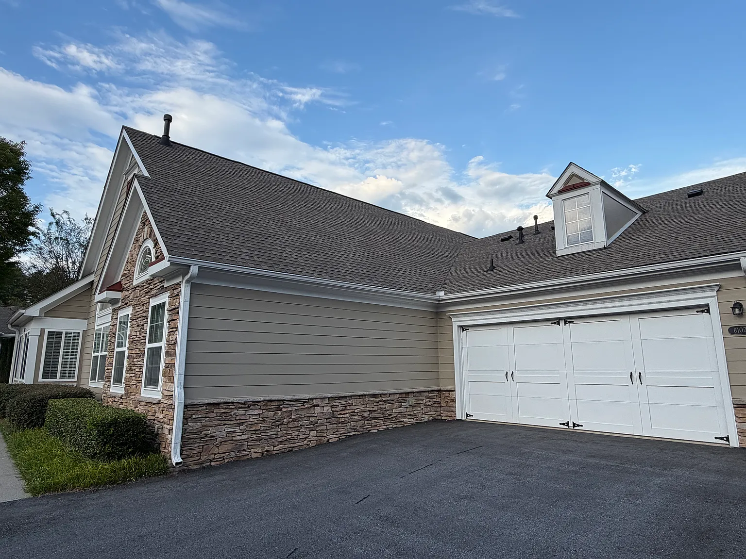 2 bed, 1757 sqft, $2,400 — Photo 3