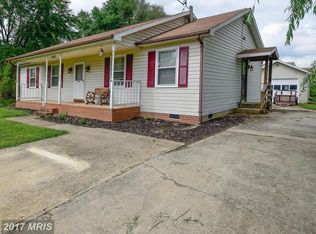 11414 Roslyn Rd, Fredericksburg, VA 22407