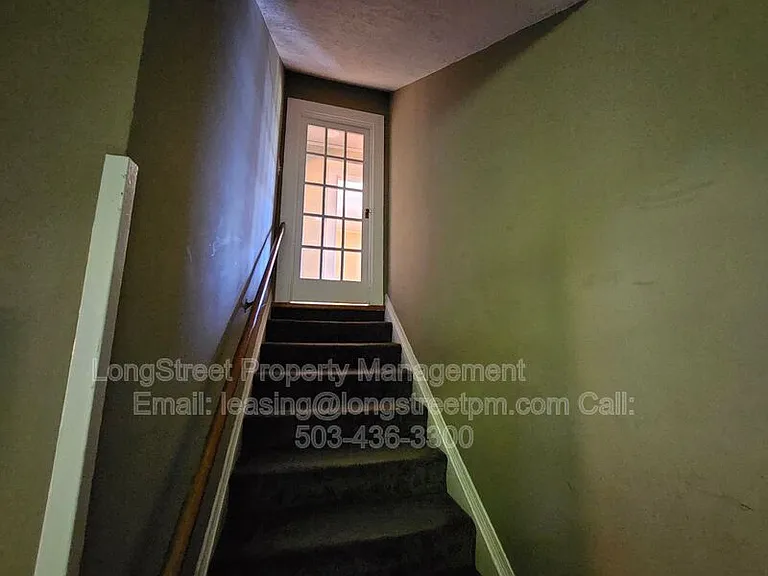 1402 SE 30th Ave — Photo 5