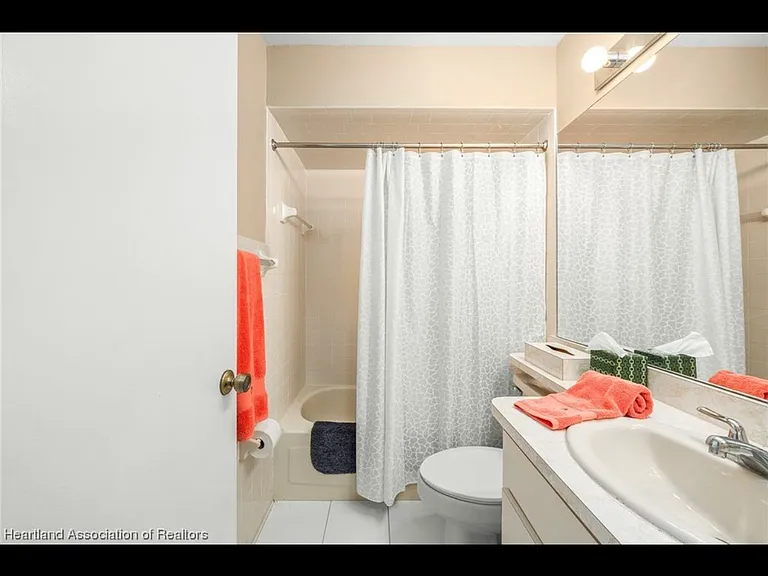 3819 Ponce De Leon Blvd #3819 — Photo 7