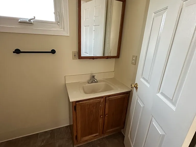 516 E Main St #1 — Photo 11