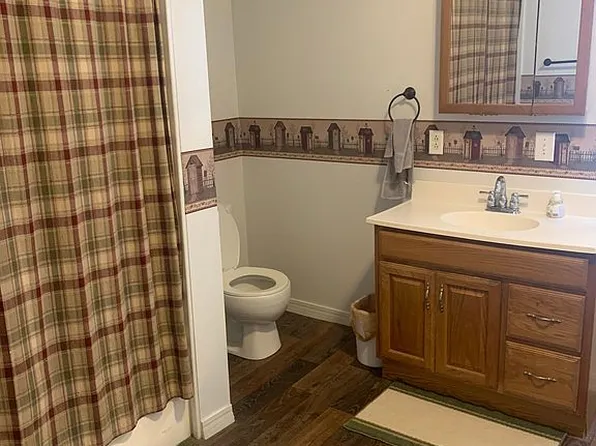 566 Hoods Run Rd, Greenup, KY 41144