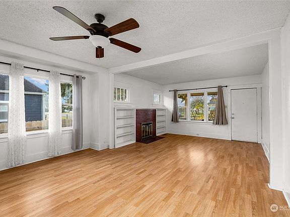 3rd image of 4521 S M St