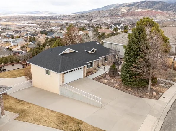 2146 W Sunset Pointe Dr, Cedar City, UT 84720