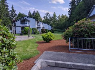 263 Weatherstone Ln NE #2B-1BA-893SQFT, Bremerton, WA 98311