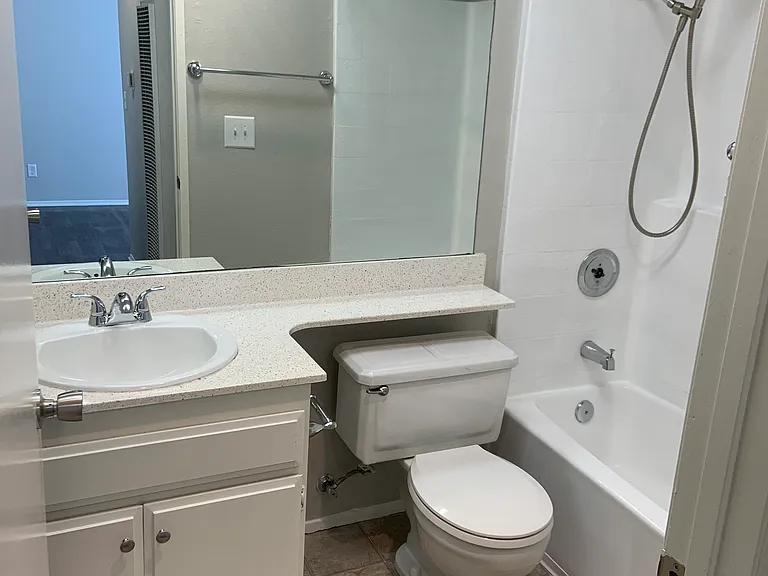 4060 32nd St #2 — Photo 7