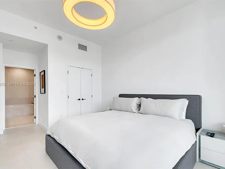 6799 Collins Ave #312 — Photo 10