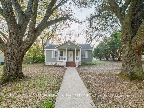 3rd image of 411 Johnston Dr