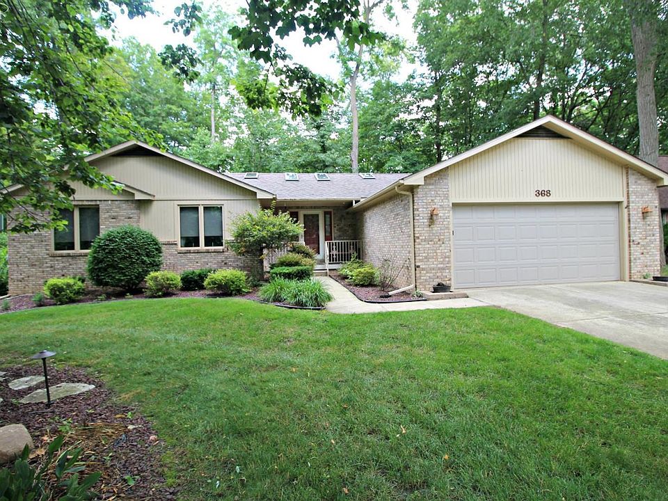 1st image of 368 River Woods Dr