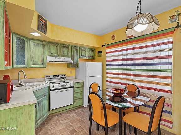 4th image of 102 W Calle Del Tiempo