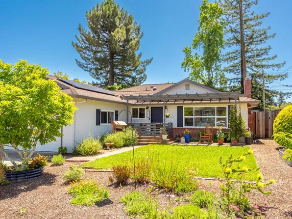 7925 Juanita Court, Sebastopol, CA 95472