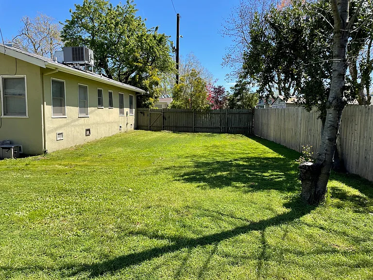 1080 Santa Ynez Way — Photo 11