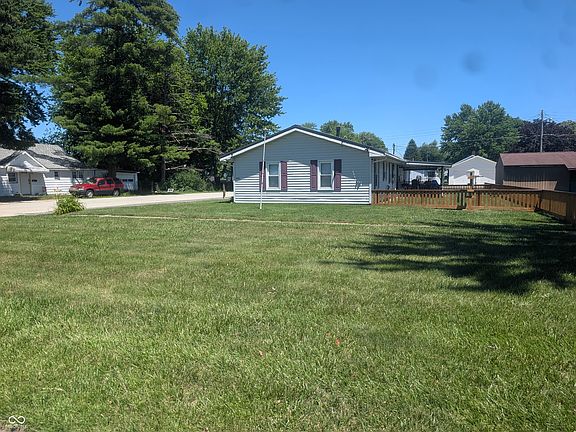 3rd image of 2152 N Waugh St