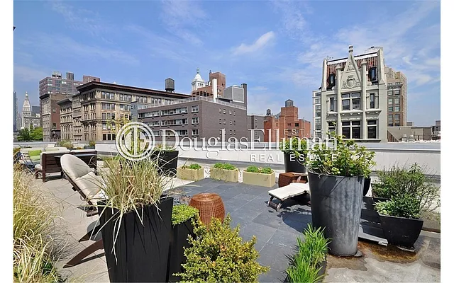 Sold by Douglas Elliman | media 37