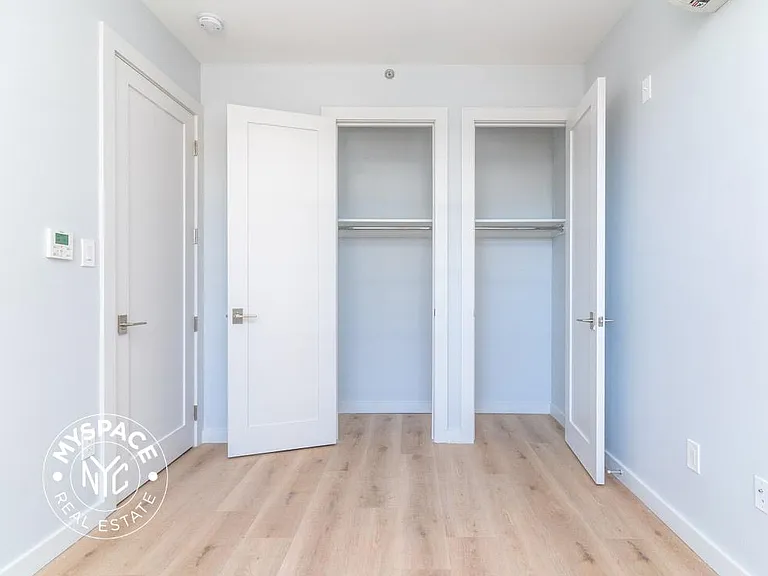 77 Hudson Ave #3 — Photo 11