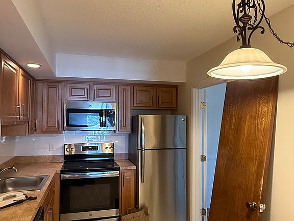 3rd image of 387 Massachusetts Ave #33