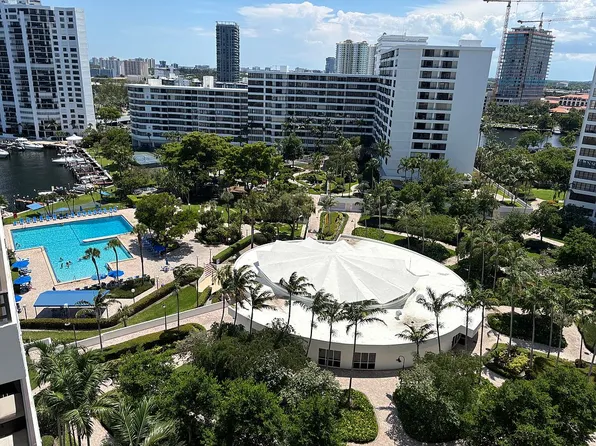 2500 Parkview Dr APT 1518, Hallandale Beach, FL 33009