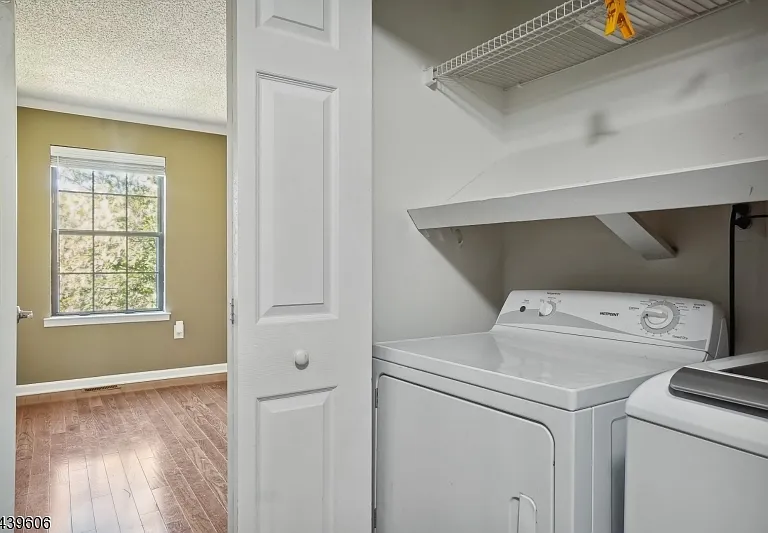 96 Baldwin Ct — Photo 12