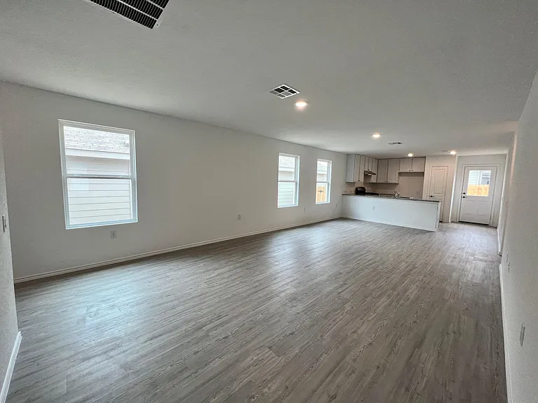 10015 Kersey Ml — Photo 11