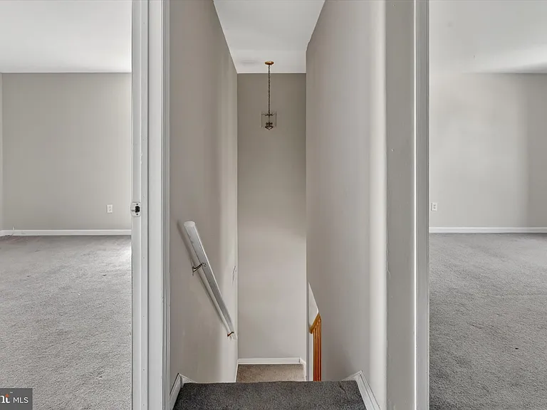 507 S Fairview St — Photo 20