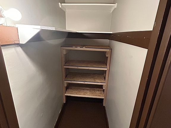 4th image of 1425 Lasalle Ave #2