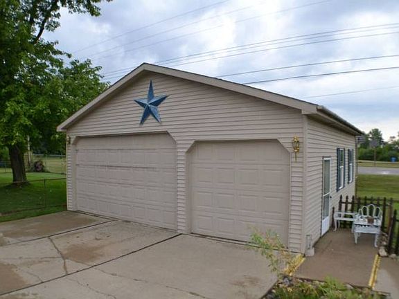 2nd image of 4521 Hancock Dr
