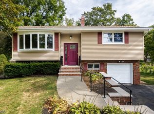 8 Corwin St, Kenvil, NJ 07847