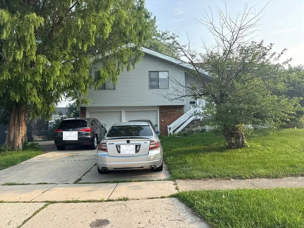 1235 Santa Anita Dr, Hanover Park, IL 60133
