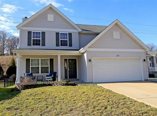 913 San Luis Dr, Fenton, MO 63026