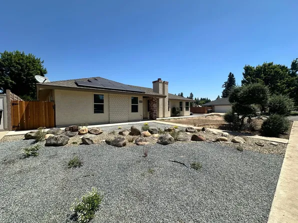 2322 E Vassar Dr, Visalia, CA 93292