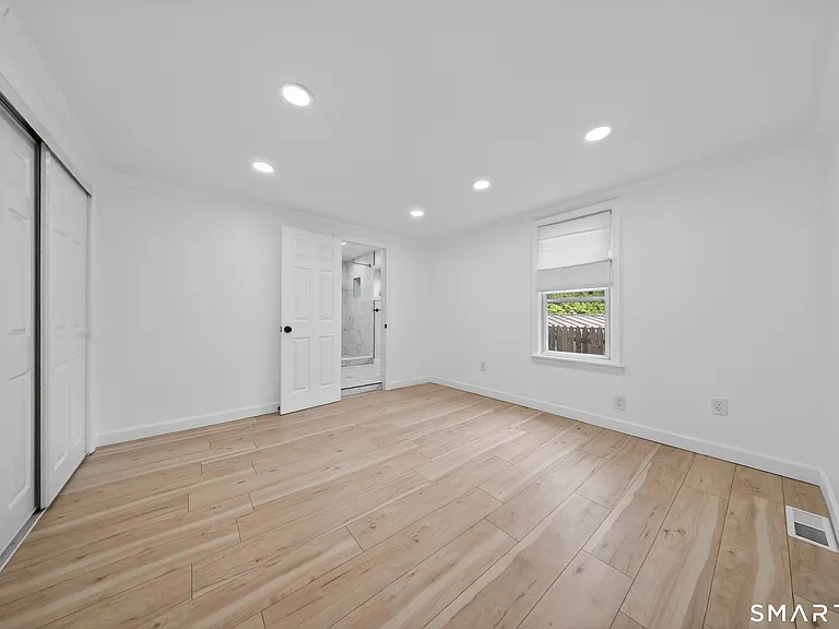 207 Hillcrest Rd — Photo 11