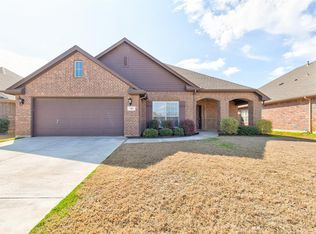 1157 Cardinal Ridge Rd, Burleson, TX 76028