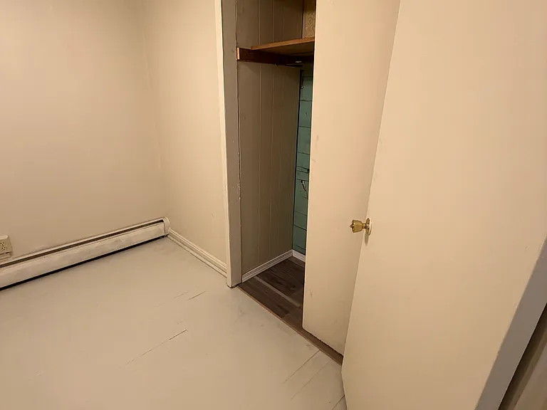 520 Elizabeth St — Photo 8