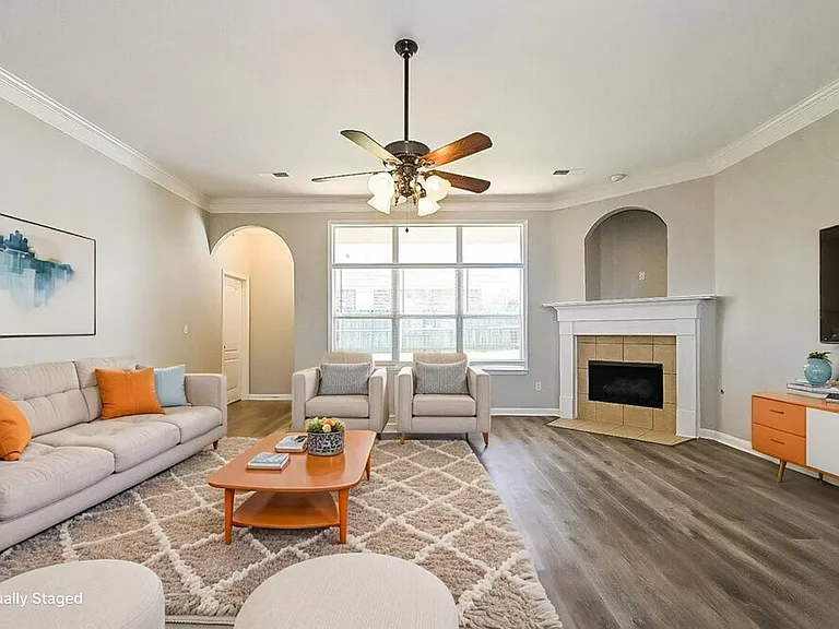 6157 Braybourne Main — Photo 4