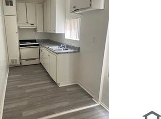 526 W 47th St, Los Angeles, CA 90037