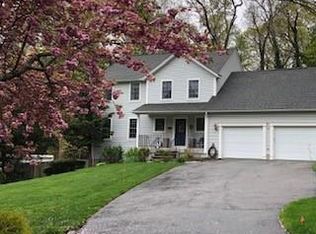 174 Highland Ave, Warwick, RI 02886