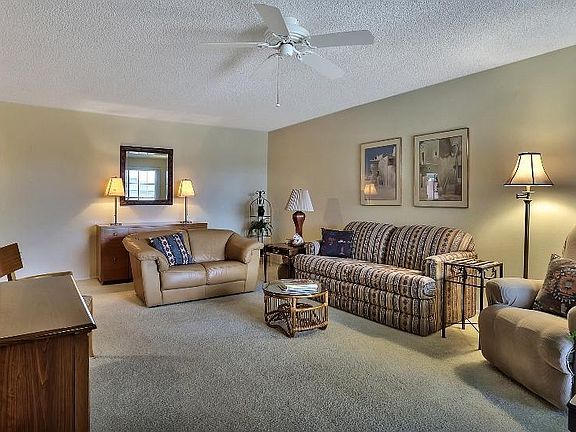 3rd image of 13440 W Desert Glen Dr
