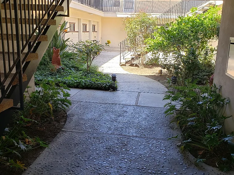 377 Freeman Ave #10 — Photo 12
