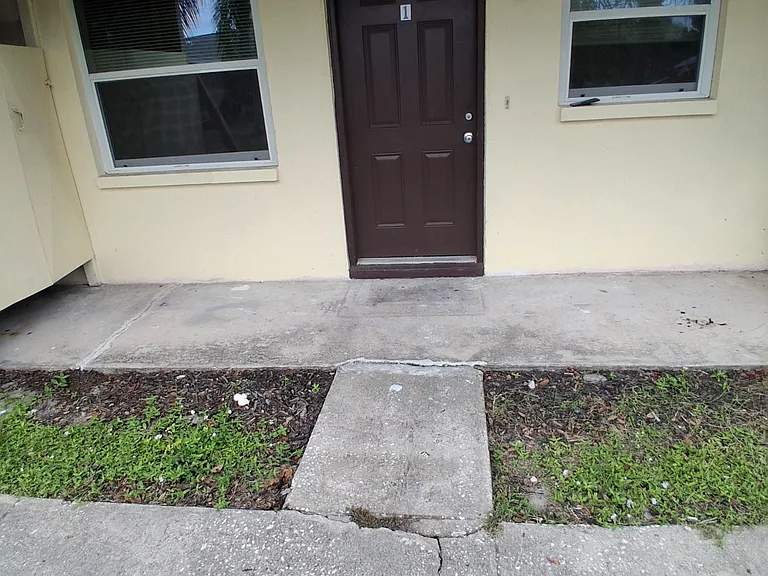 3074 Park Ln #1 — Photo 1