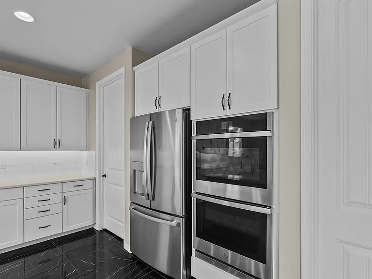 16001 N Columbus Blvd — Photo 21